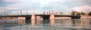 Grenadersky Bridge over the Bolshaya Nevka River.