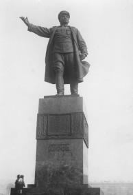 Monument to S.M. Kirov. 1938. The sculptor N.V. Tomsky.