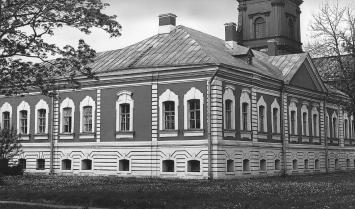 Комендантский дом в Петропавловской крепости.