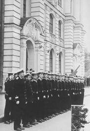Первые выпусники Нахимовского училища. Фото 1950