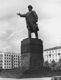 N.V.Tomsky. The monument to S.M.Kirov. 1938.