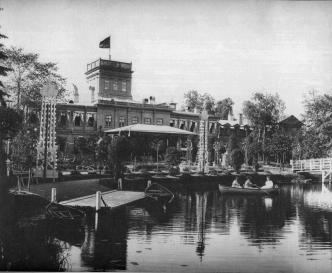 Ulyanka Estate. The House of Count A.D.Sheremetev. Photo by K.K.Bulla. 1908.