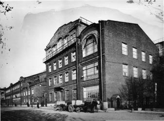 Металлический завод. Фото 1900-х