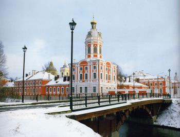 Second Lavrsky Bridge across the Monastyrka River.
