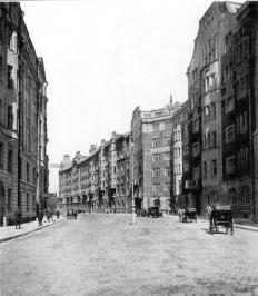 Bolshoy Avenue of Petrogradskaya Side between Kamennoostrovsky Avenue and Karpovka River Embankment. Photo, 1910s.
