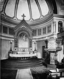 Altar of St. Catherine’s Swedish Church. Photo, the early 1900s.
