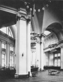Bank Hall of the Main Treasury. Photo by K.K.Bulla, 1916.