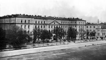 Здание приюта (реального училища) принца П. Г. Ольденбургского. Начало 1900-х.