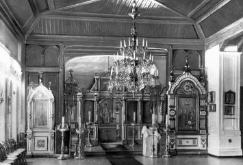 Интерьер церкви в Институте принцессы Терезии Ольденбургской