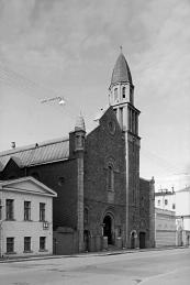 Церковь Божией Матери (Лурдской). Фото 2002 г.