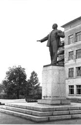 Памятник В.И. Ленину. 1950. Скульптор Н.В. Томский