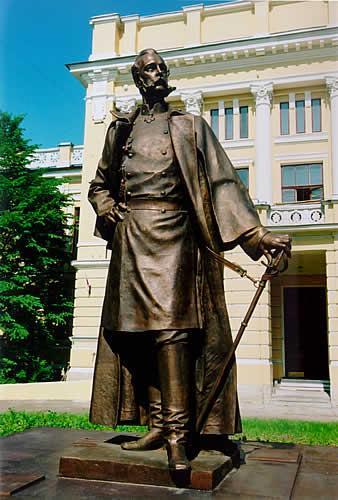 Памятник Александру II. Фото с сайта http://www.mitropolia-spb.ru/
