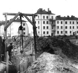 Прокладка бетонной канализации на Тракторной ул. (1932 г.)