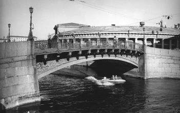 Bolshoy Konyushenny Bridge over the Moika River.