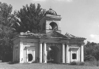 Porokhovye. The Alexandrovskie Gates.