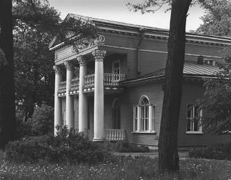 Дача Шишмарева (Приморский просп., 87).