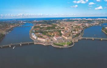 Васильевский остров с высоты птичьего полета.