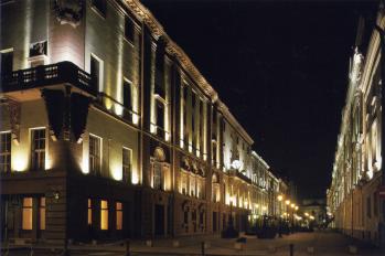 Pedestrian zones. Malaya Sadovaya Street.