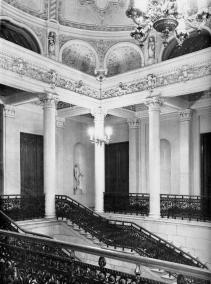 Shuvalov (Naryshkin) Palace.Grand staircase.