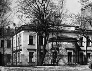 House of the Free Economic Society on Moskovsky Avenue.