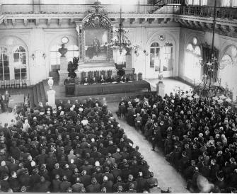 Собрание членов "Союза 17 октября" в Городской думе. Фото 1913.
