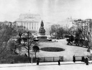 Екатерининский сквер. Фото 1900-х гг.