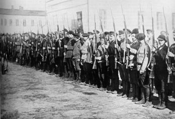 Обучение красногвардейцев. Фото 1917
