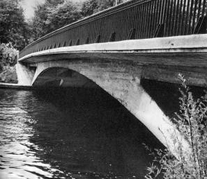 Malo-Krestovsky Bridge across the Krestovka River.