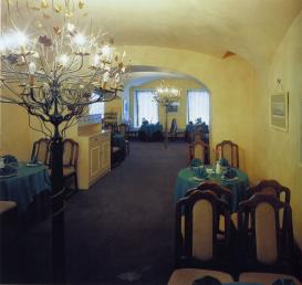 Literary Cafe (18 Nevsky Prospect).