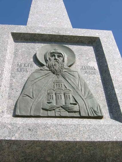Верстовой столб. Фрагмент. Фото В. Лурье с сайта http://www.petrograph.ru/