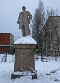Памятник М. Ломоносову. Фото Н. Е. и М. А. Федоровых