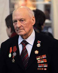 Д.Н. Альшиц.
Изображение с сайта: https://ru.wikipedia.org/wiki/%D0%90%D0%BB%D1%8C,_%D0%94%D0%B0%D0%BD%D0%B8%D0%B8%D0%BB_%D0%9D%D0%B0%D1%82%D0%B0%D0%BD%D0%BE%D0%B2%D0%B8%D1%87
26.02.2016