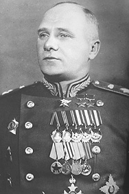 С.И. Богданов.
Изображение с сайта: https://ru.wikipedia.org/wiki/%D0%91%D0%BE%D0%B3%D0%B4%D0%B0%D0%BD%D0%BE%D0%B2,_%D0%A1%D0%B5%D0%BC%D1%91%D0%BD_%D0%98%D0%BB%D1%8C%D0%B8%D1%87
26.02.2016